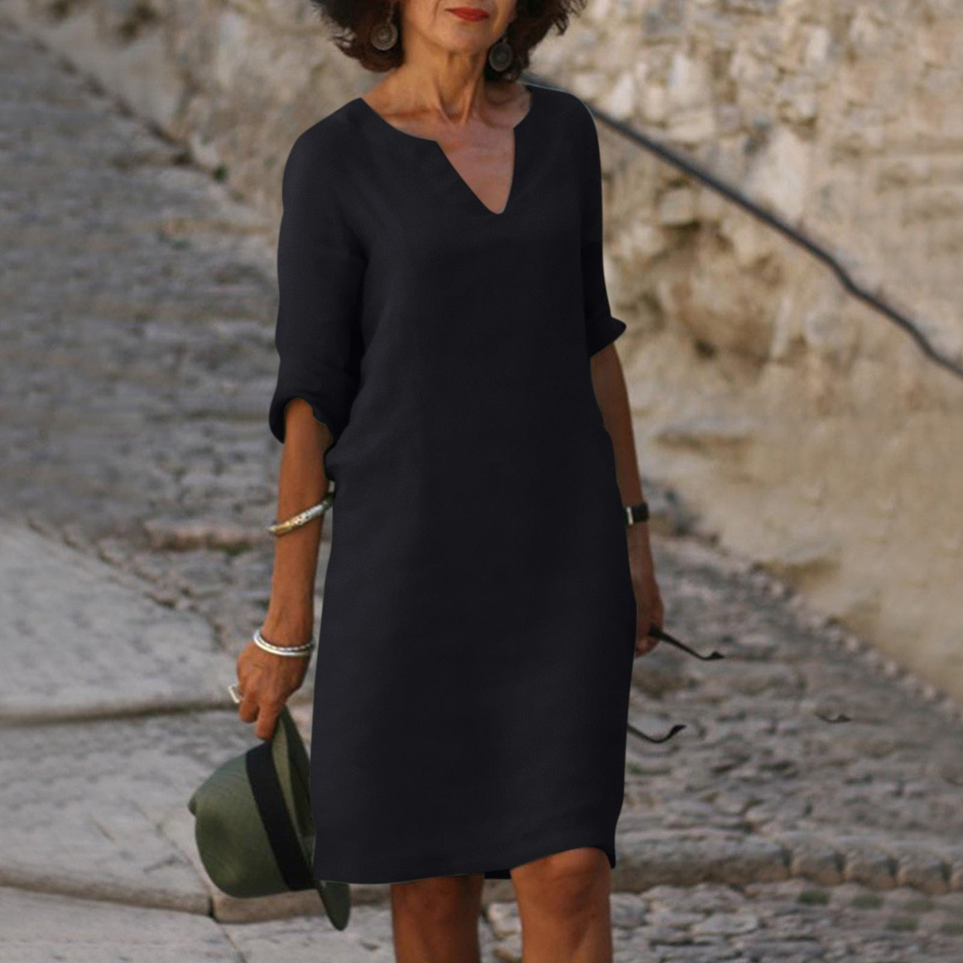 Georgia - Dress with V-Neck and Three-Quarter Sleeves